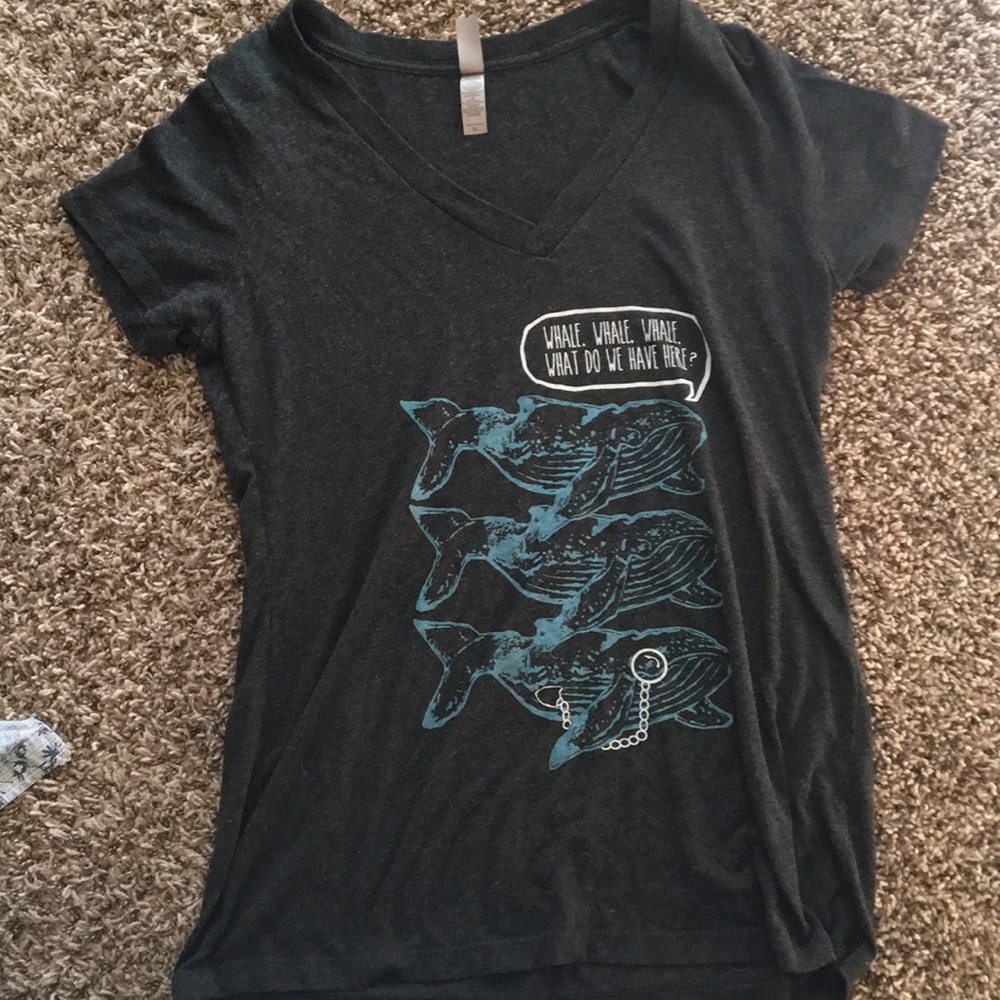 Black v-neck T-shirt with whale print